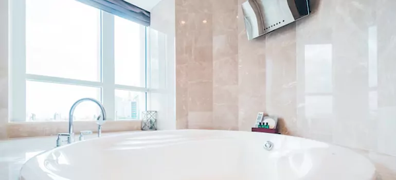 Bathroom Window Coverings in Golden Glades, FL