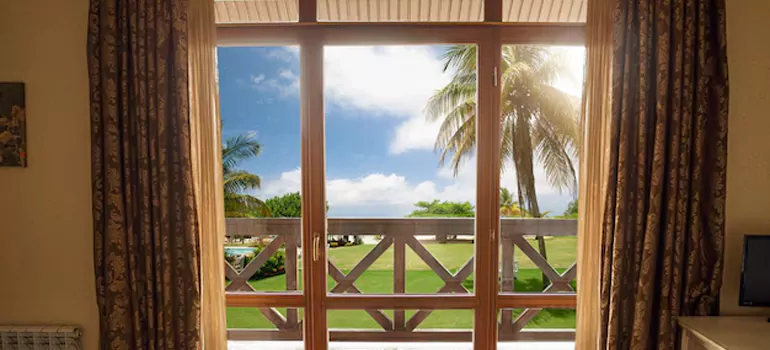Residential Garden Window Enclosure Repair in Golden Glades, FL