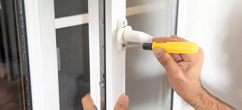 Casement Window Handle Replacement in Golden Glades, FL