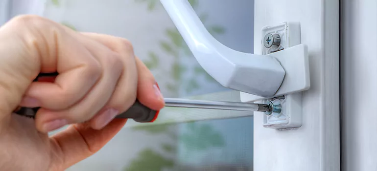 Window Crack Repair in Golden Glades, FL