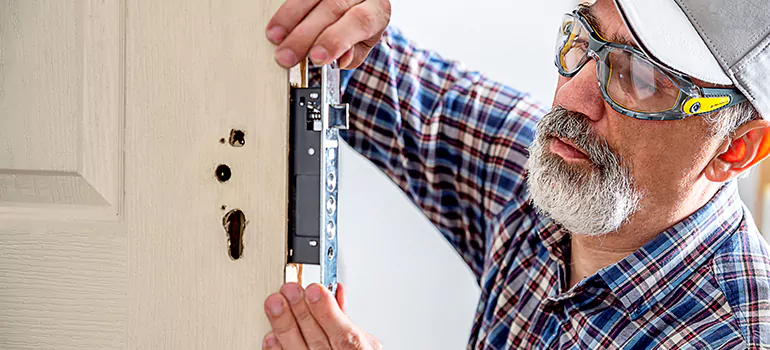 Exterior Door Handle Replacement in Golden Glades, FL